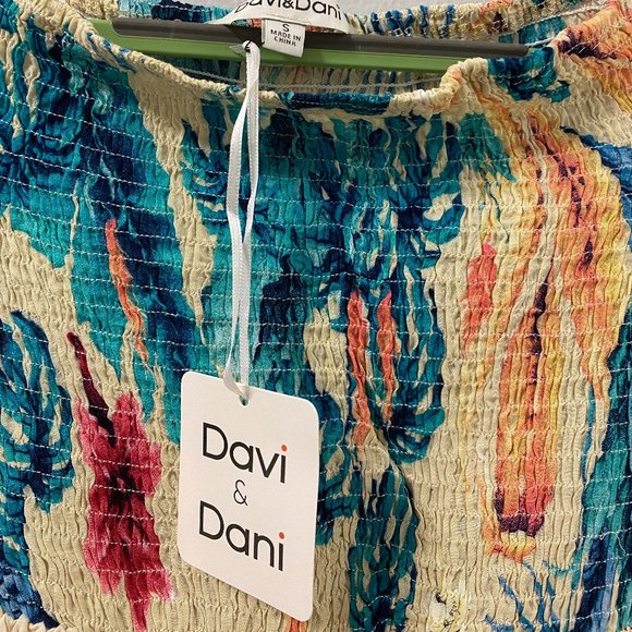 5/$25*🔥 Davi & Dani Cap Sleeve Short Jumpsuit with Overlaying Attached Skirt - Picture 4 of 10